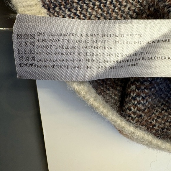 En Saison elastic waist mini sweater skirt w plaid detailing women's size Small - Picture 6 of 8